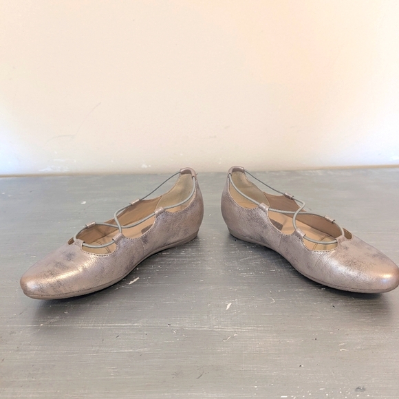 Earthies by Earth  women’s leather ballet Essen silver metalli Size 6 B - Picture 5 of 10